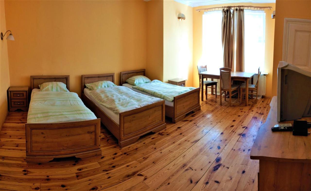 Dom Goscinny Ela Hostel
